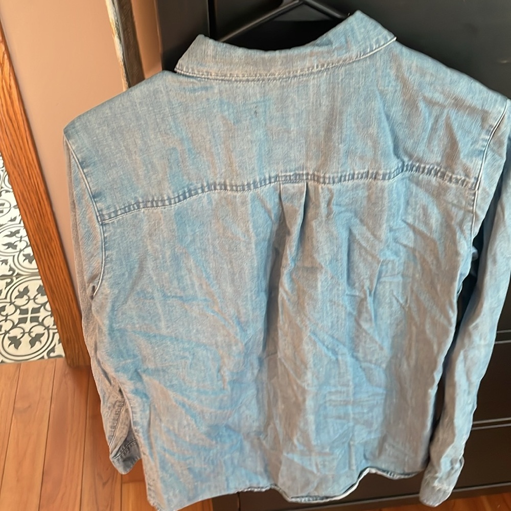 Worn 1x J Brand denim button up from; sz M - Picture 3 of 3